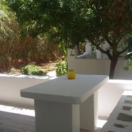 ξενοδοχείο καλαμιές Ξενοδοχείο με διαμερίσματα