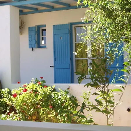 ξενοδοχείο καλαμιές 2*