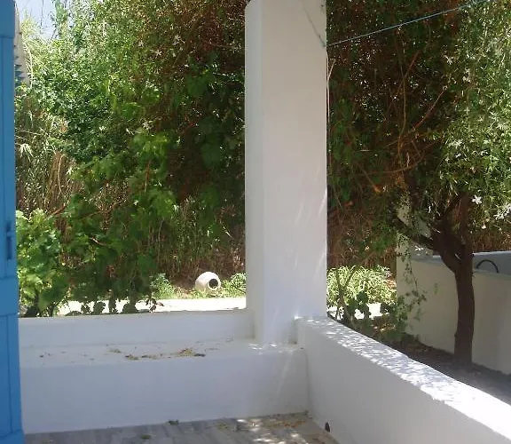 ξενοδοχείο καλαμιές Ξενοδοχείο με διαμερίσματα 2*