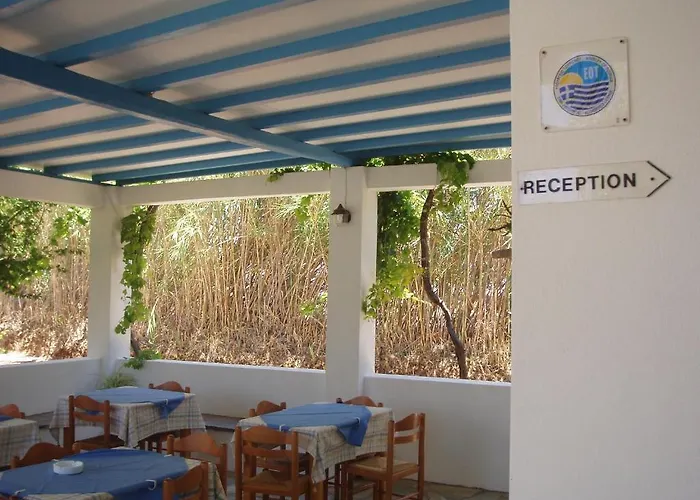 ξενοδοχείο καλαμιές Ξενοδοχείο με διαμερίσματα 2*